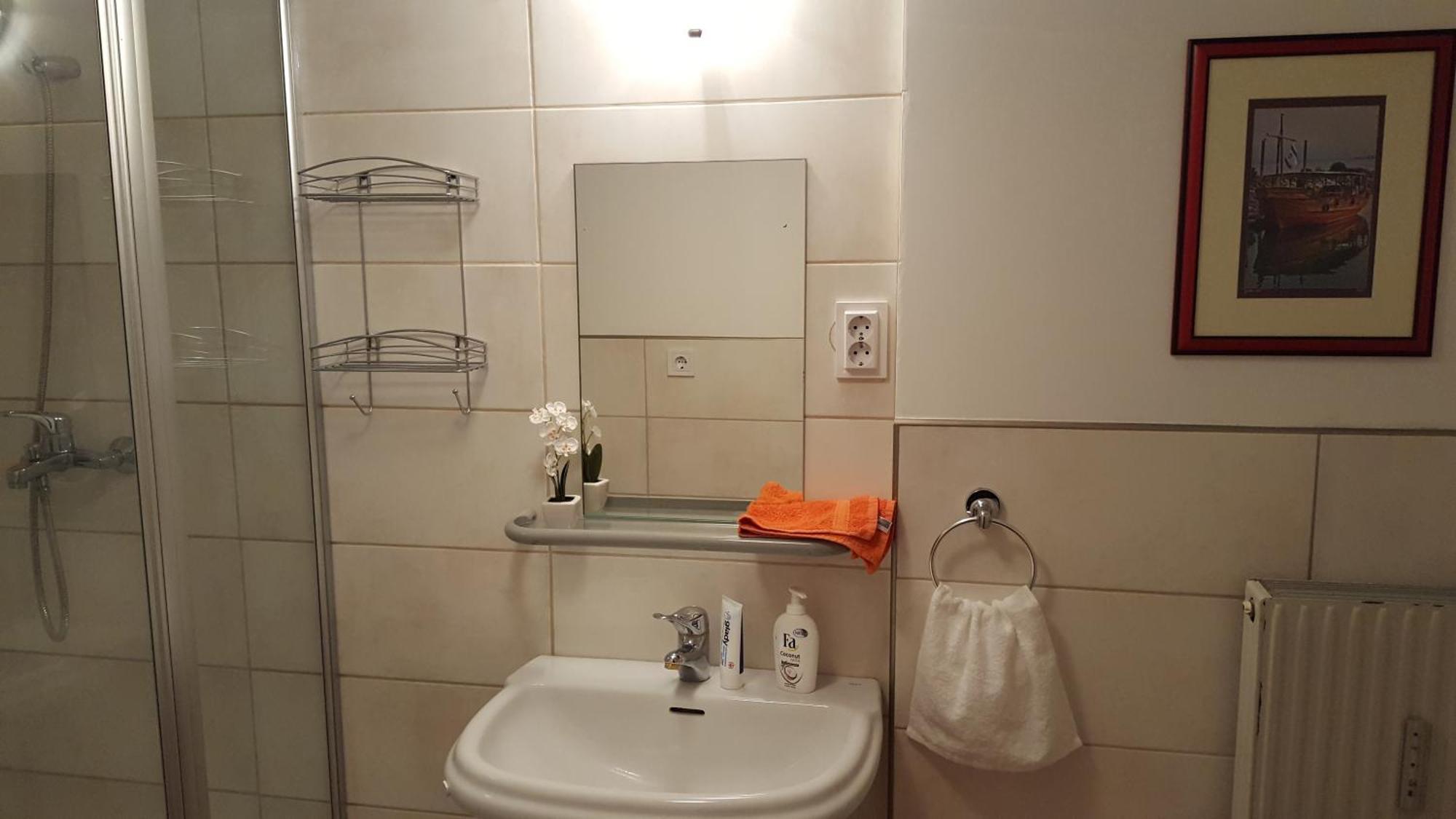 Hangulat Vendeghaz Apartmanok Orosháza Room photo