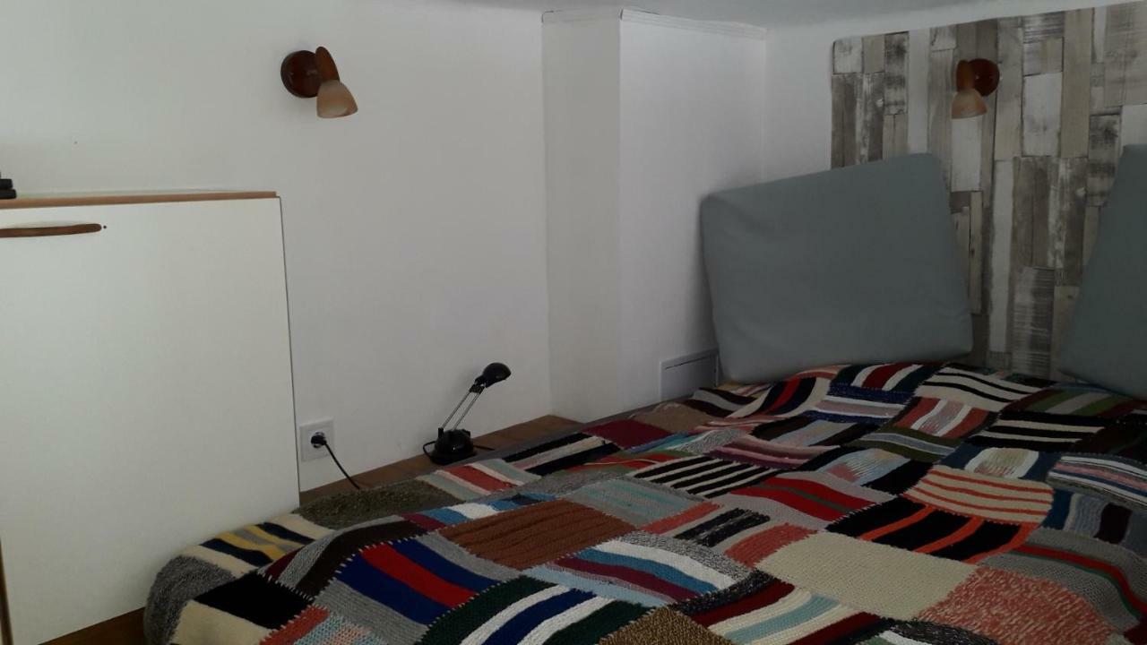 Hangulat Vendeghaz Apartmanok Orosháza Exterior photo